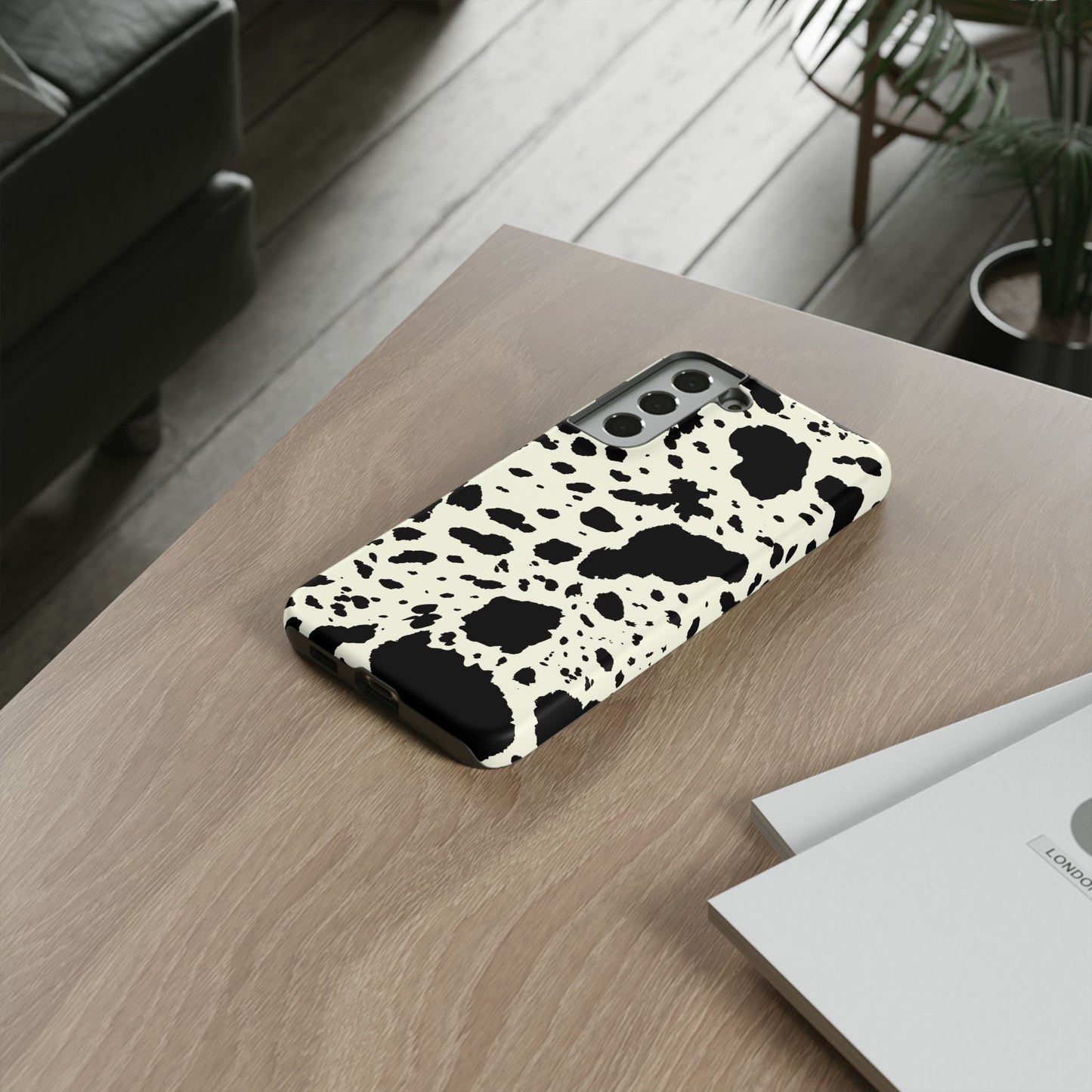 SAMSUNG Cow Print Tough Phone Cases l Durable Protection