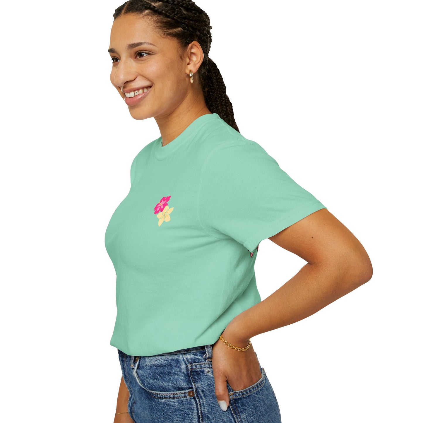 T-Shirt with Floral Print l Cheery Apparel for Summer, Casual Style