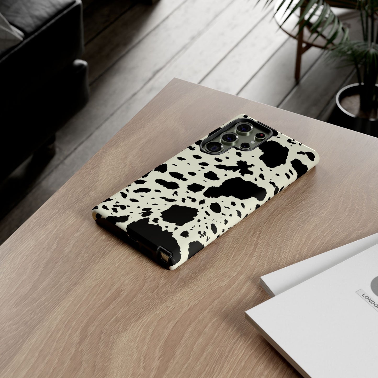 SAMSUNG Cow Print Tough Phone Cases l Durable Protection