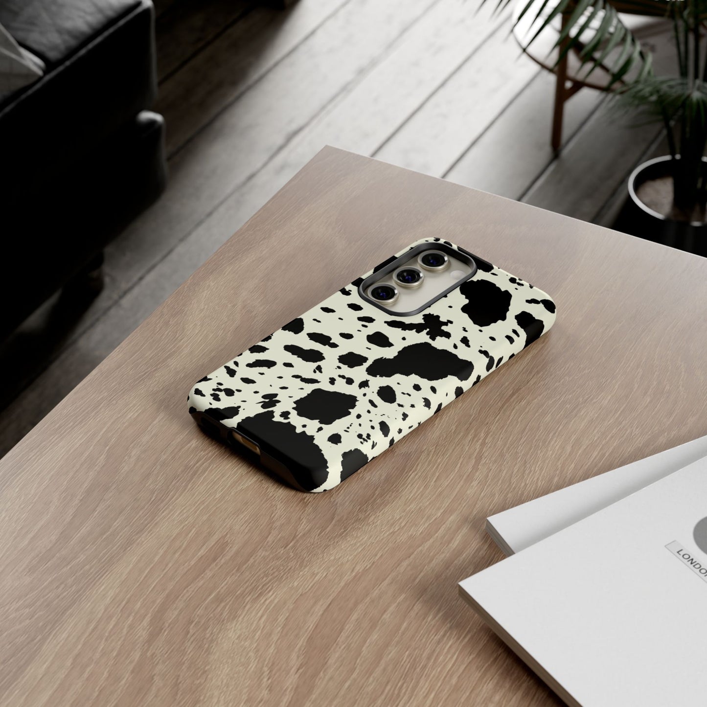 SAMSUNG Cow Print Tough Phone Cases l Durable Protection