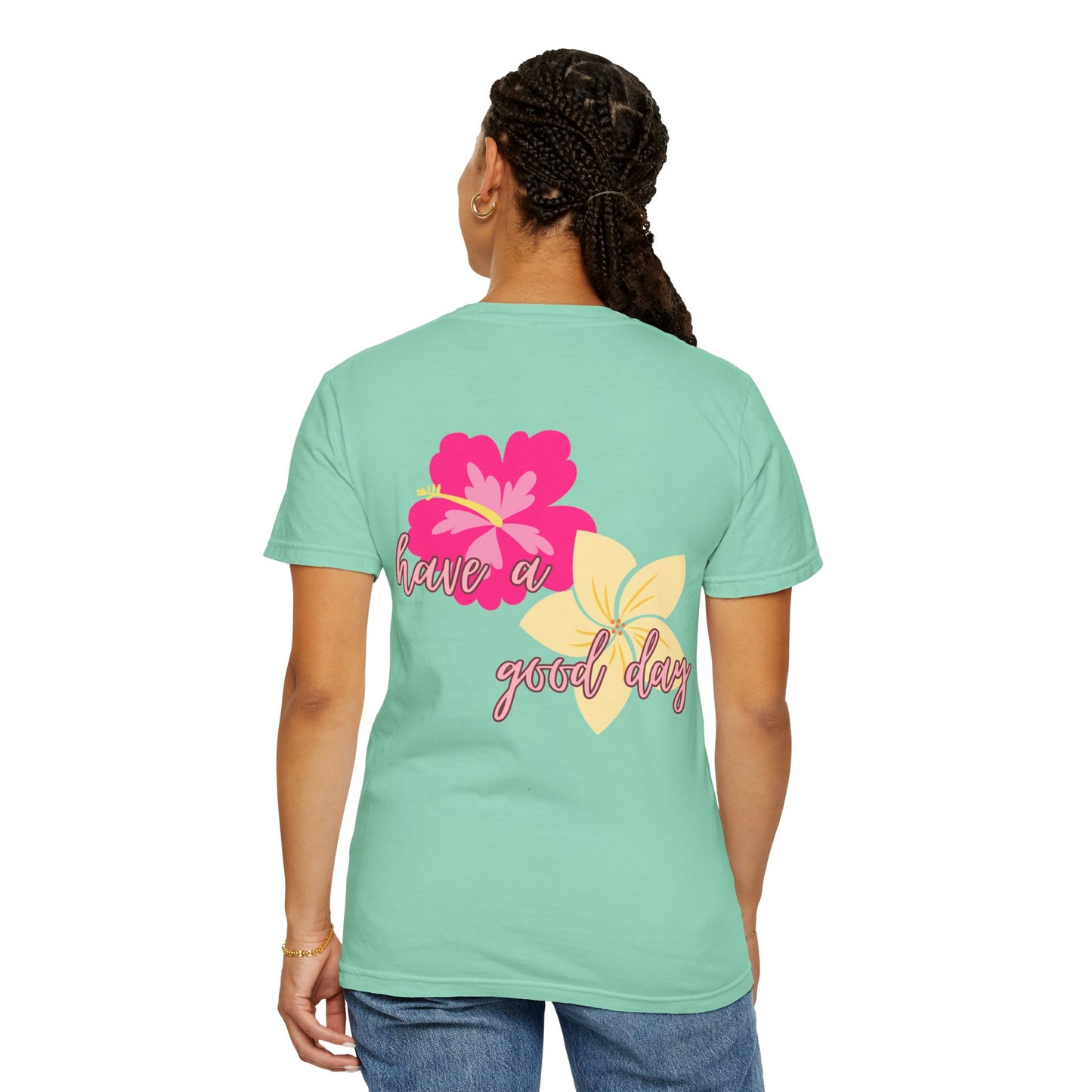 T-Shirt with Floral Print l Cheery Apparel for Summer, Casual Style